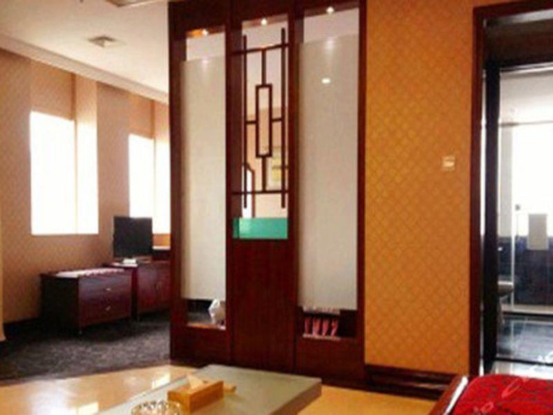 Starway Hotel Guangzhou Xintang Branch Екстер'єр фото
